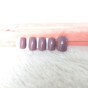 Muva Simply Press-on Nails